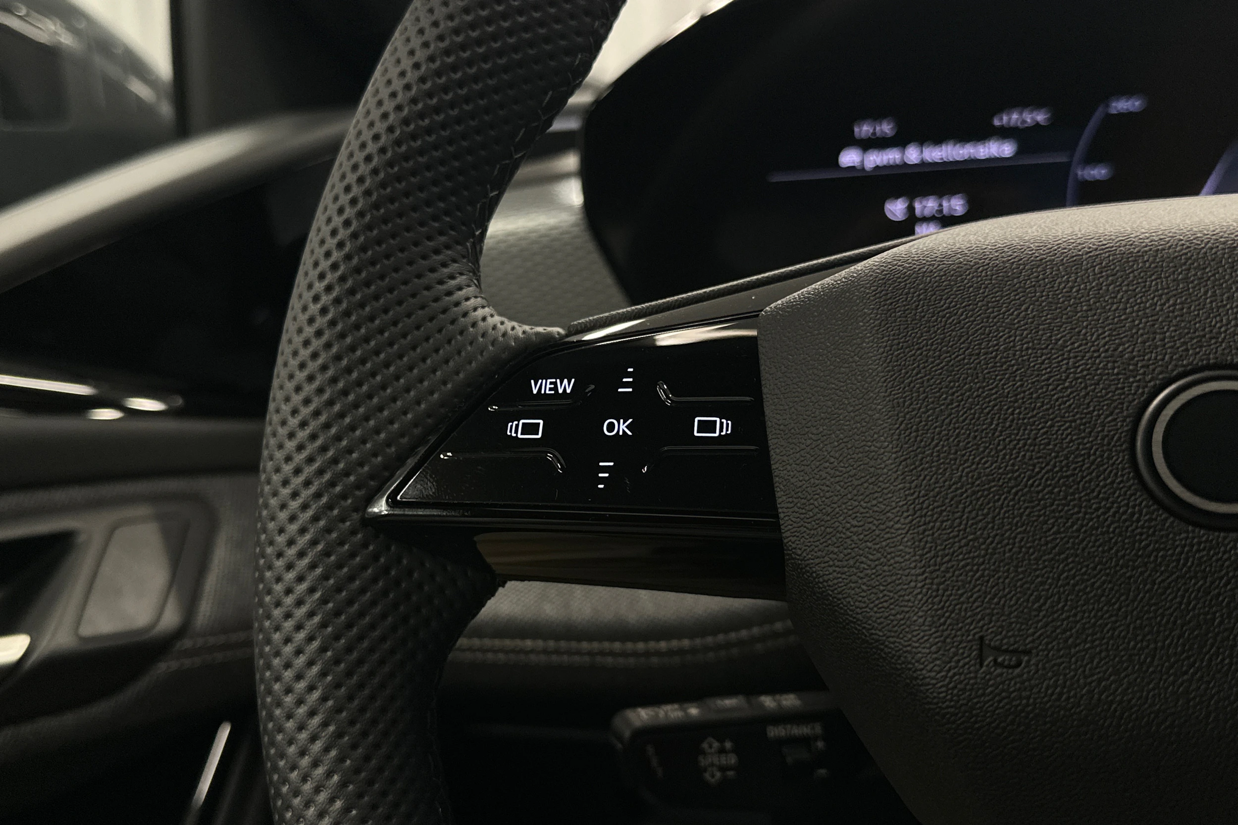harmaa Audi A6 e-tron 2025 kuva 11.