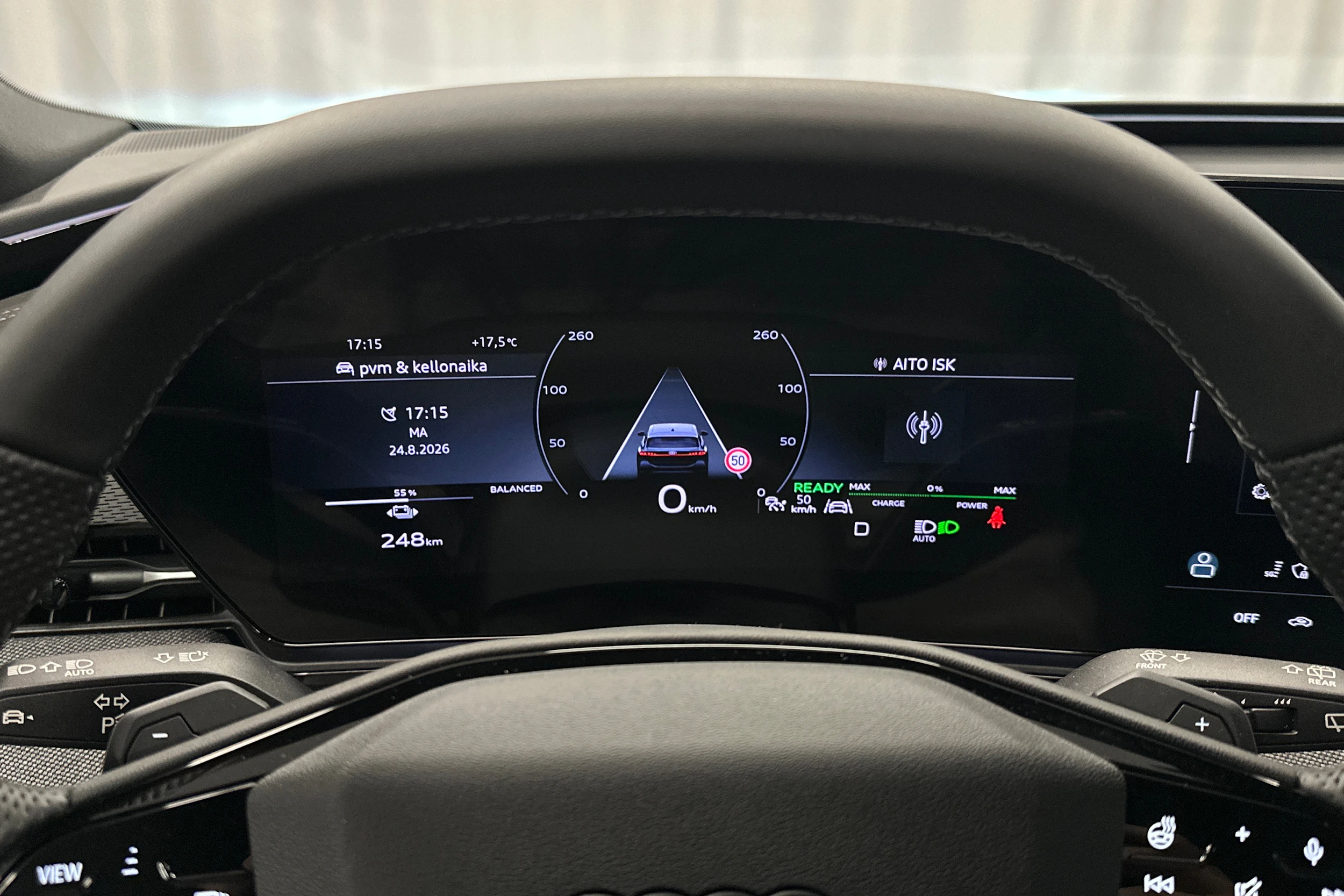 harmaa Audi A6 e-tron 2025 kuva 13.