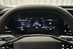 harmaa Audi A6 e-tron 2025 kuva 13.