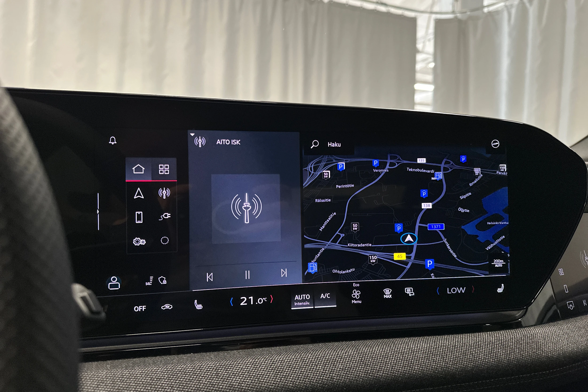 harmaa Audi A6 e-tron 2025 kuva 14.