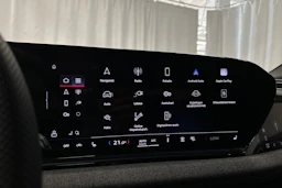 harmaa Audi A6 e-tron 2025 kuva 16.