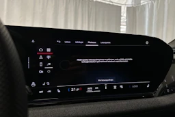 harmaa Audi A6 e-tron 2025 kuva 17.