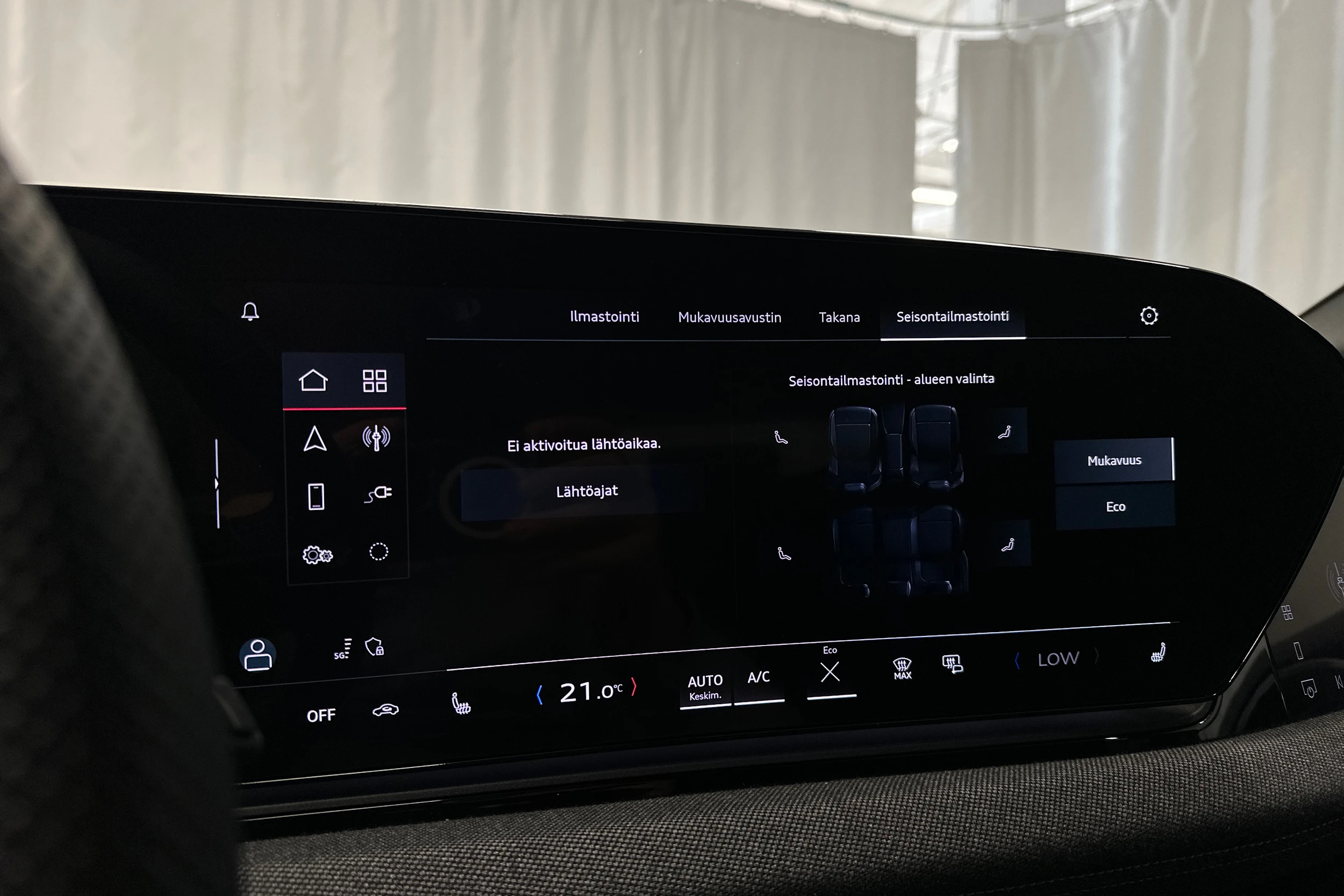 harmaa Audi A6 e-tron 2025 kuva 23.