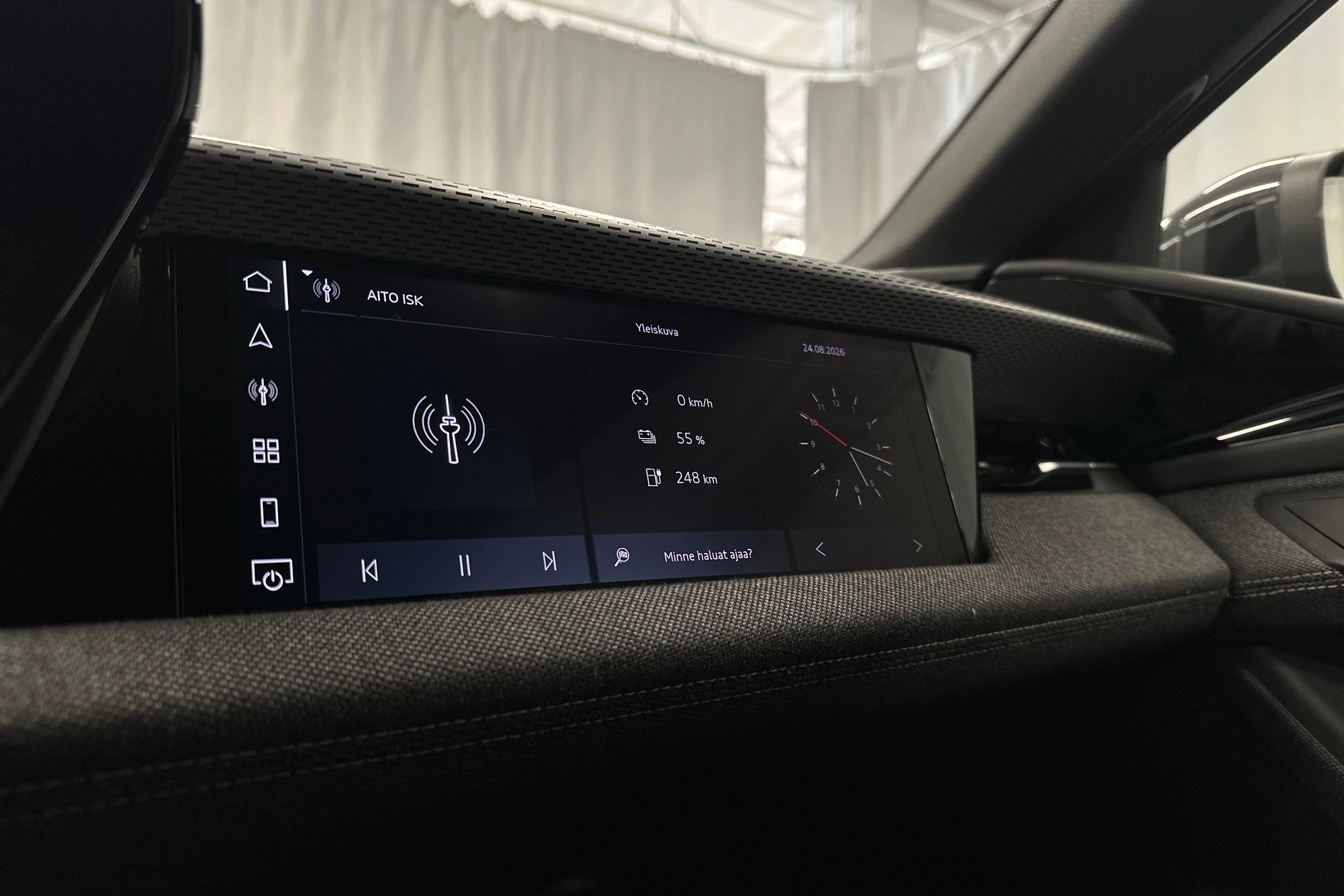 harmaa Audi A6 e-tron 2025 kuva 24.
