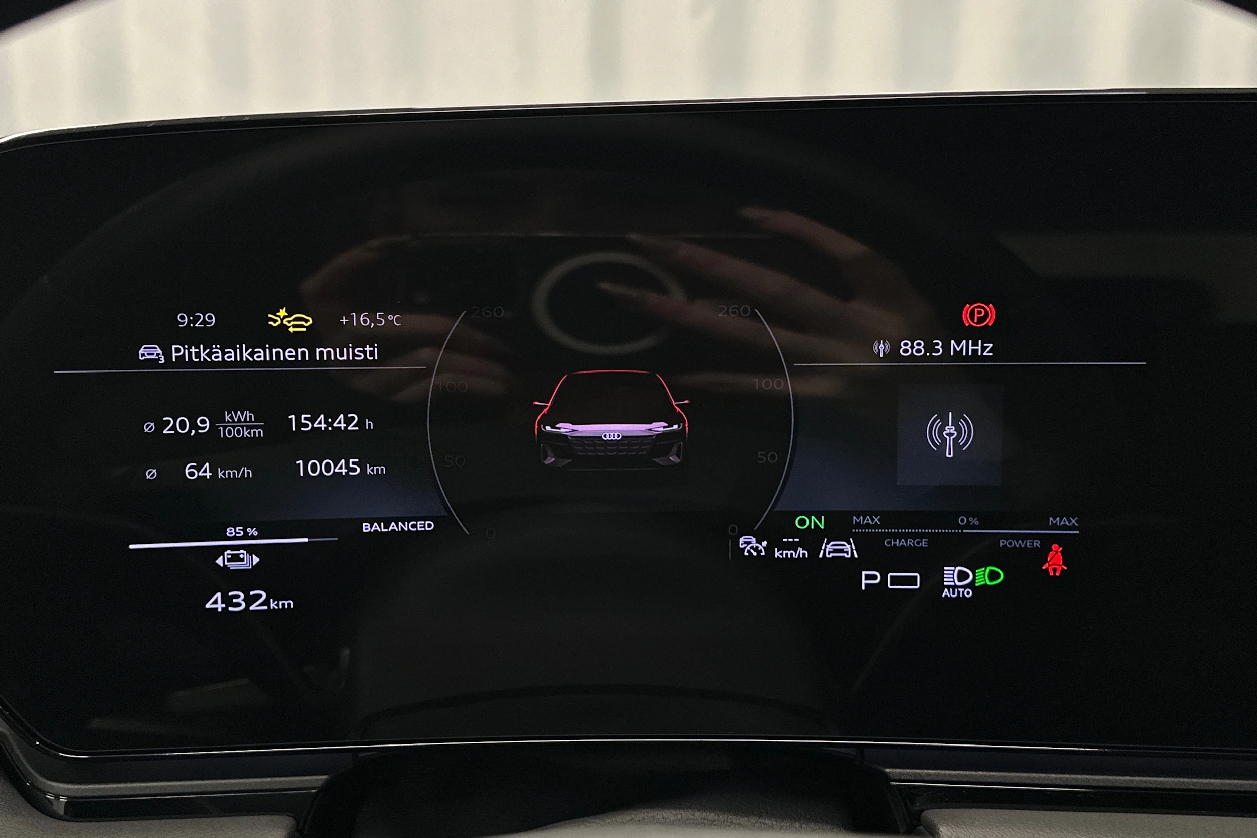 harmaa Audi A6 e-tron 2025 kuva 13.