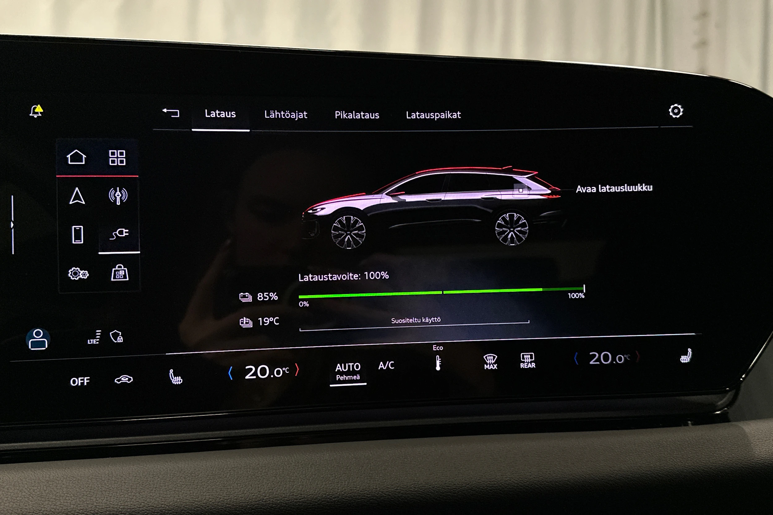 harmaa Audi A6 e-tron 2025 kuva 23.
