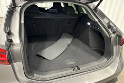 harmaa Audi A6 e-tron 2025 kuva 33.