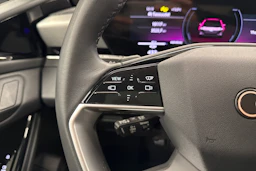 harmaa Audi A6 e-tron 2025 kuva 12.