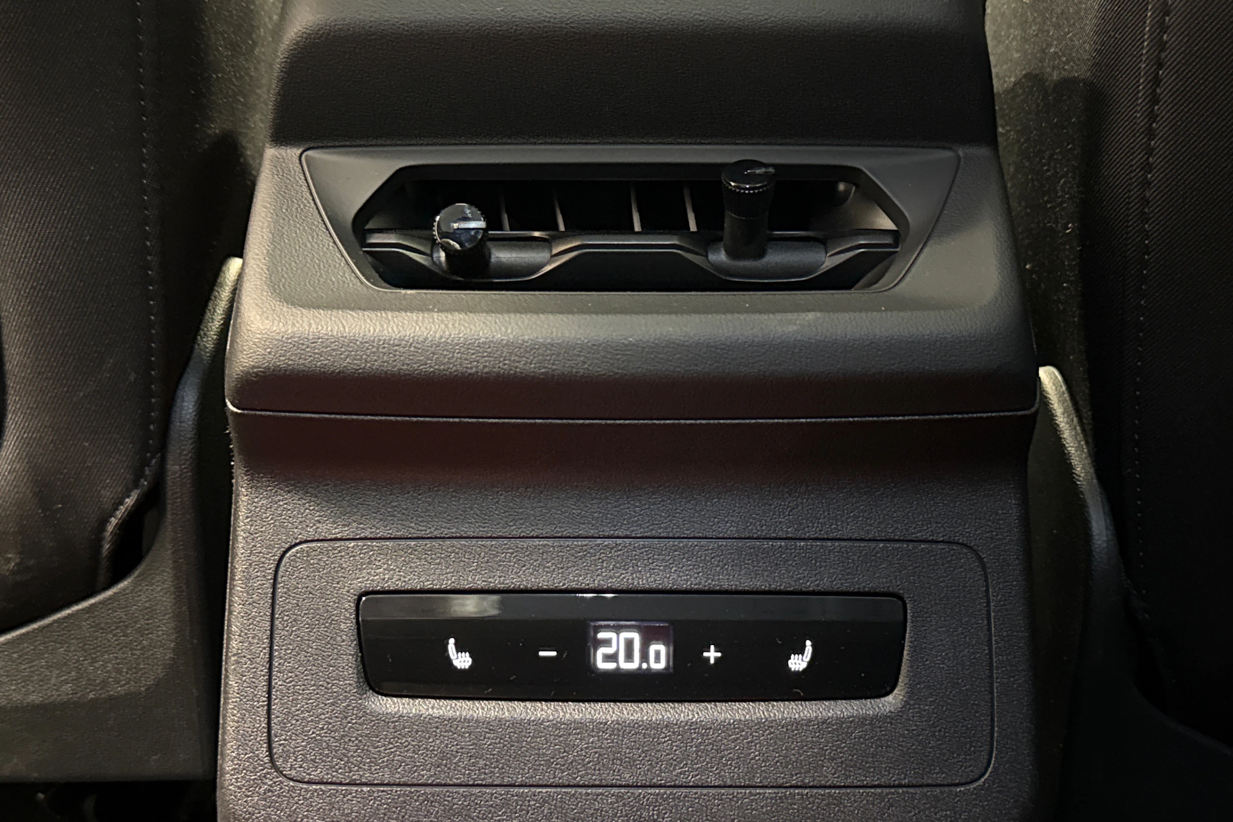 harmaa Audi A6 e-tron 2025 kuva 31.