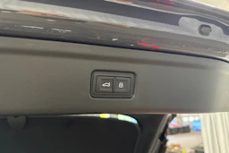 harmaa Audi A6 e-tron 2025 kuva 33.