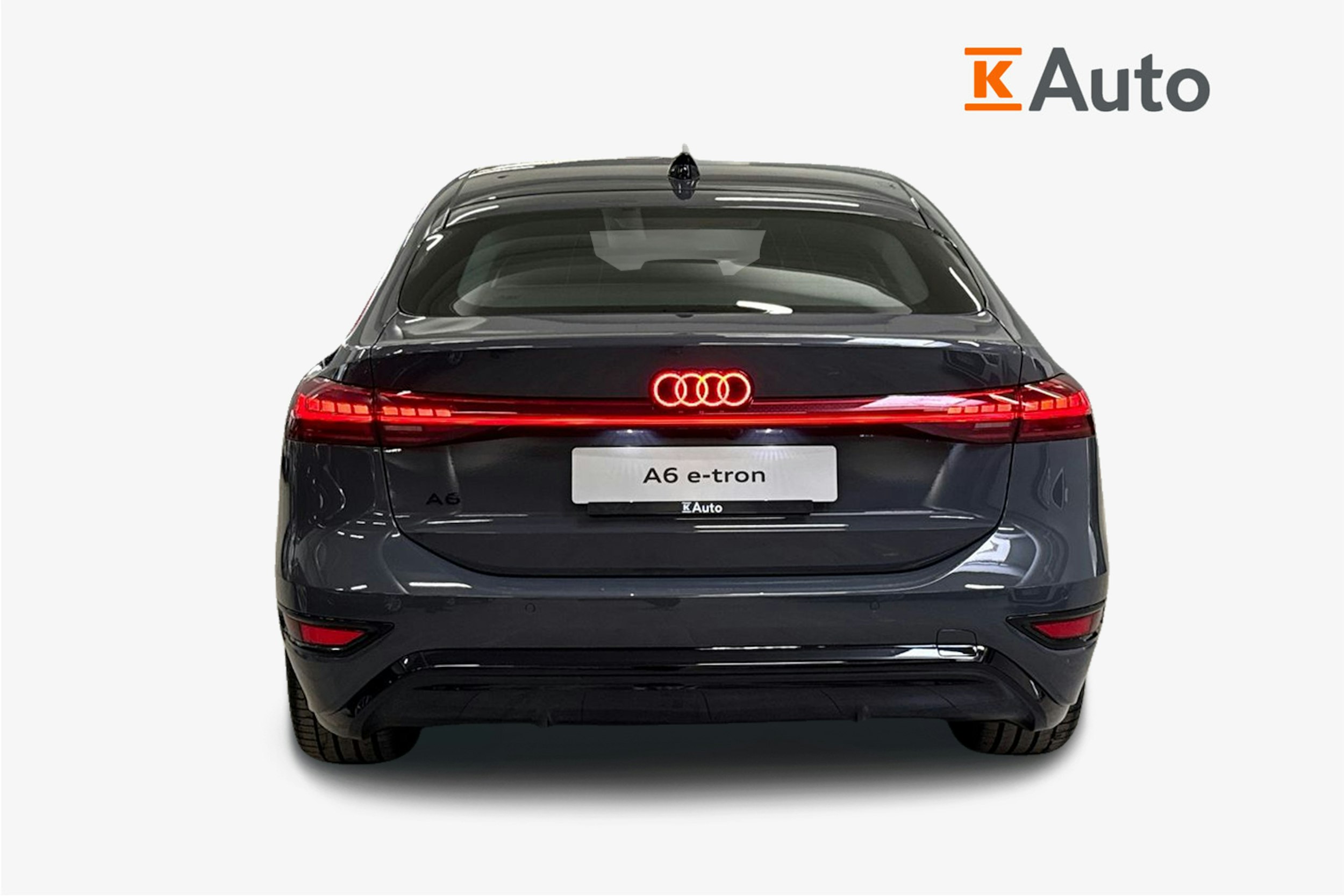 harmaa Audi A6 e-tron 2025 kuva 3.