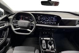 harmaa Audi A6 e-tron 2025 kuva 7.