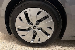 harmaa Audi A6 e-tron 2025 kuva 10.