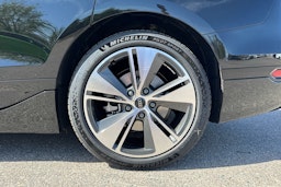 musta Audi A6 e-tron 2025 kuva 9.