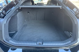 musta Audi A6 e-tron 2025 kuva 15.