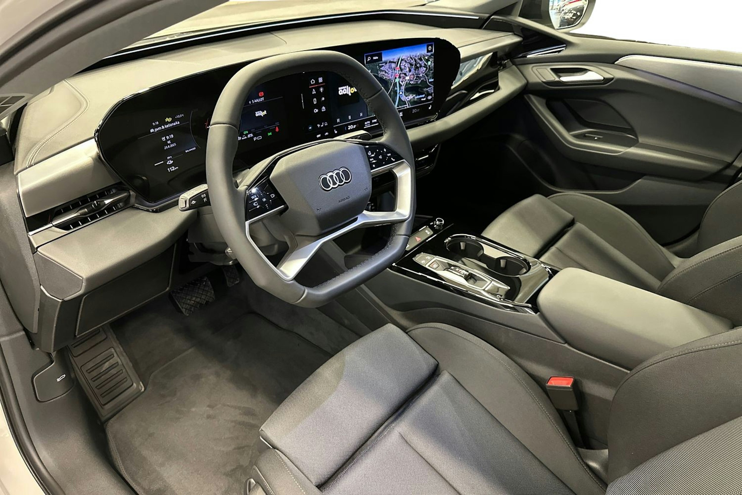 met. ruskea (beige) Audi A6 e-tron 2025 kuva 6.