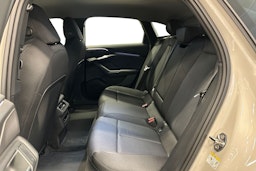 met. ruskea (beige) Audi A6 e-tron 2025 kuva 8.