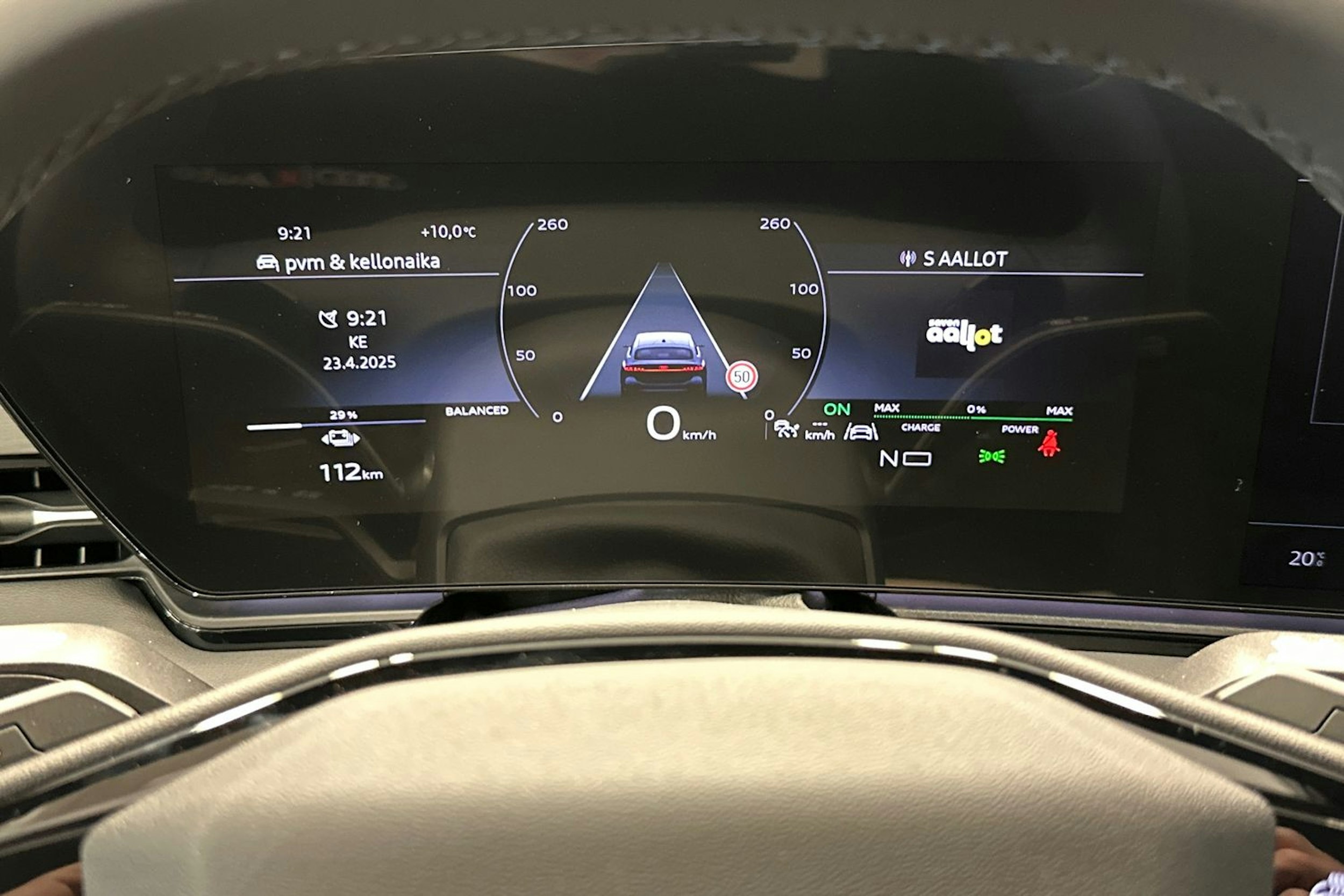 met. ruskea (beige) Audi A6 e-tron 2025 kuva 14.