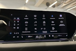 met. ruskea (beige) Audi A6 e-tron 2025 kuva 16.