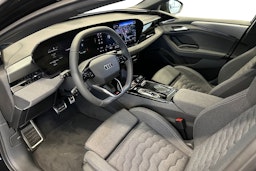 musta Audi A6 e-tron 2025 kuva 6.