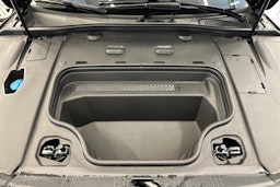 musta Audi A6 e-tron 2025 kuva 15.