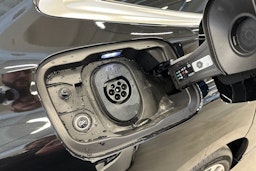 musta Audi A6 e-tron 2025 kuva 17.