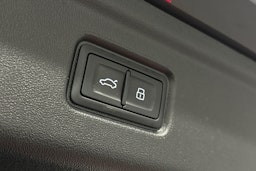 harmaa Audi A6 e-tron 2025 kuva 14.