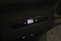 harmaa Audi A6 e-tron 2025 kuva 16.