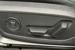 harmaa Audi A6 e-tron 2025 kuva 18.