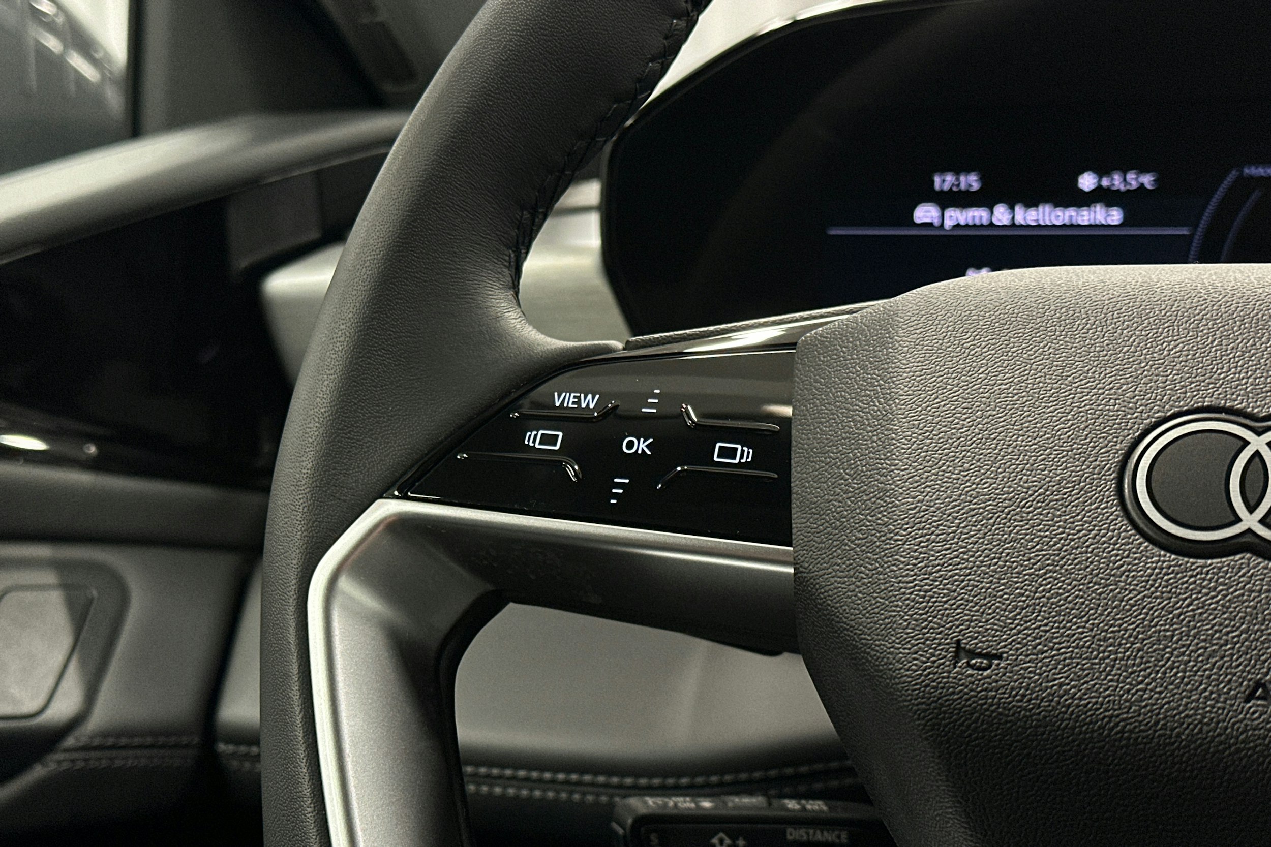 harmaa Audi A6 e-tron 2025 kuva 23.