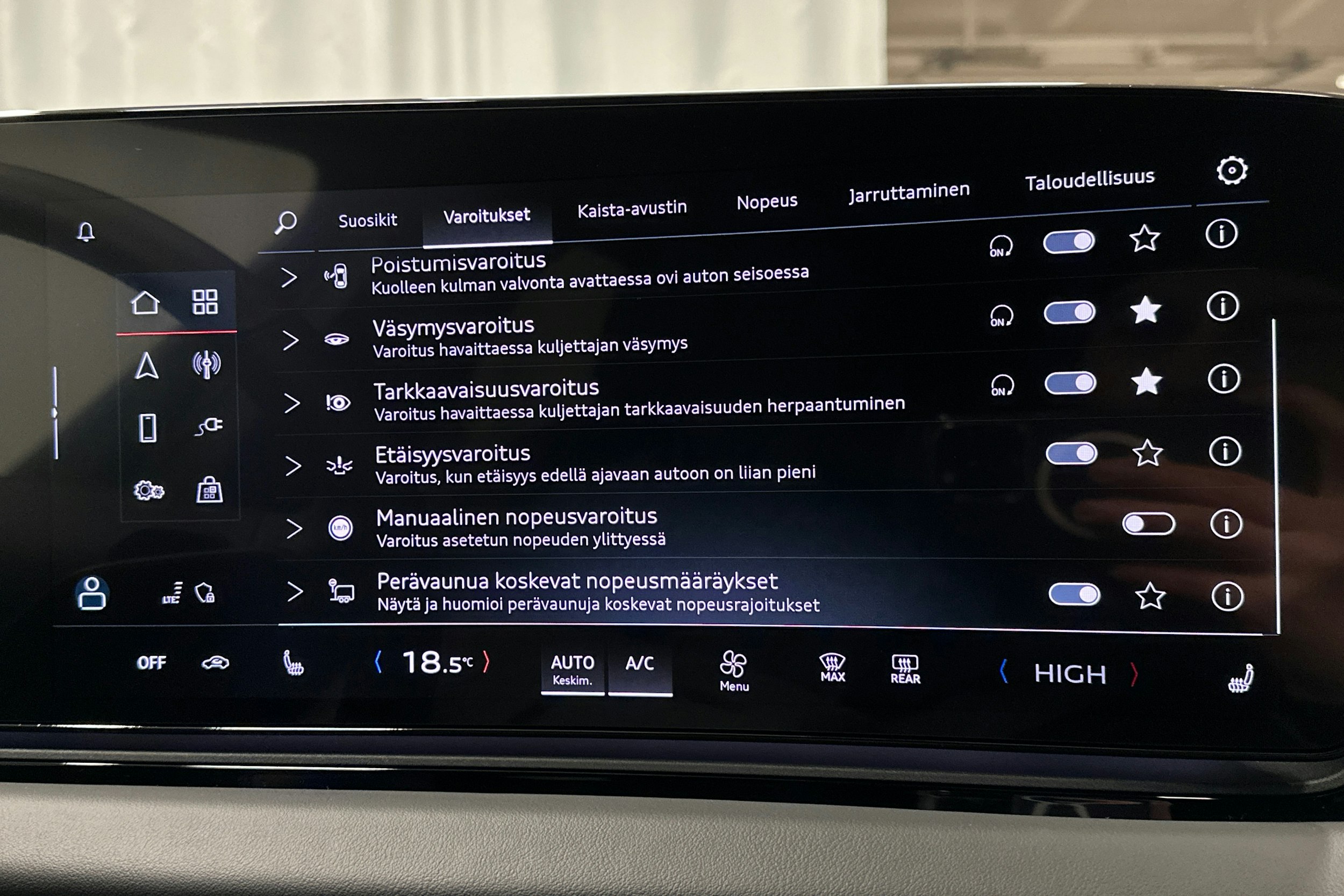 harmaa Audi A6 e-tron 2025 kuva 31.