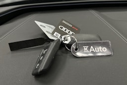 harmaa Audi A6 e-tron 2025 kuva 39.