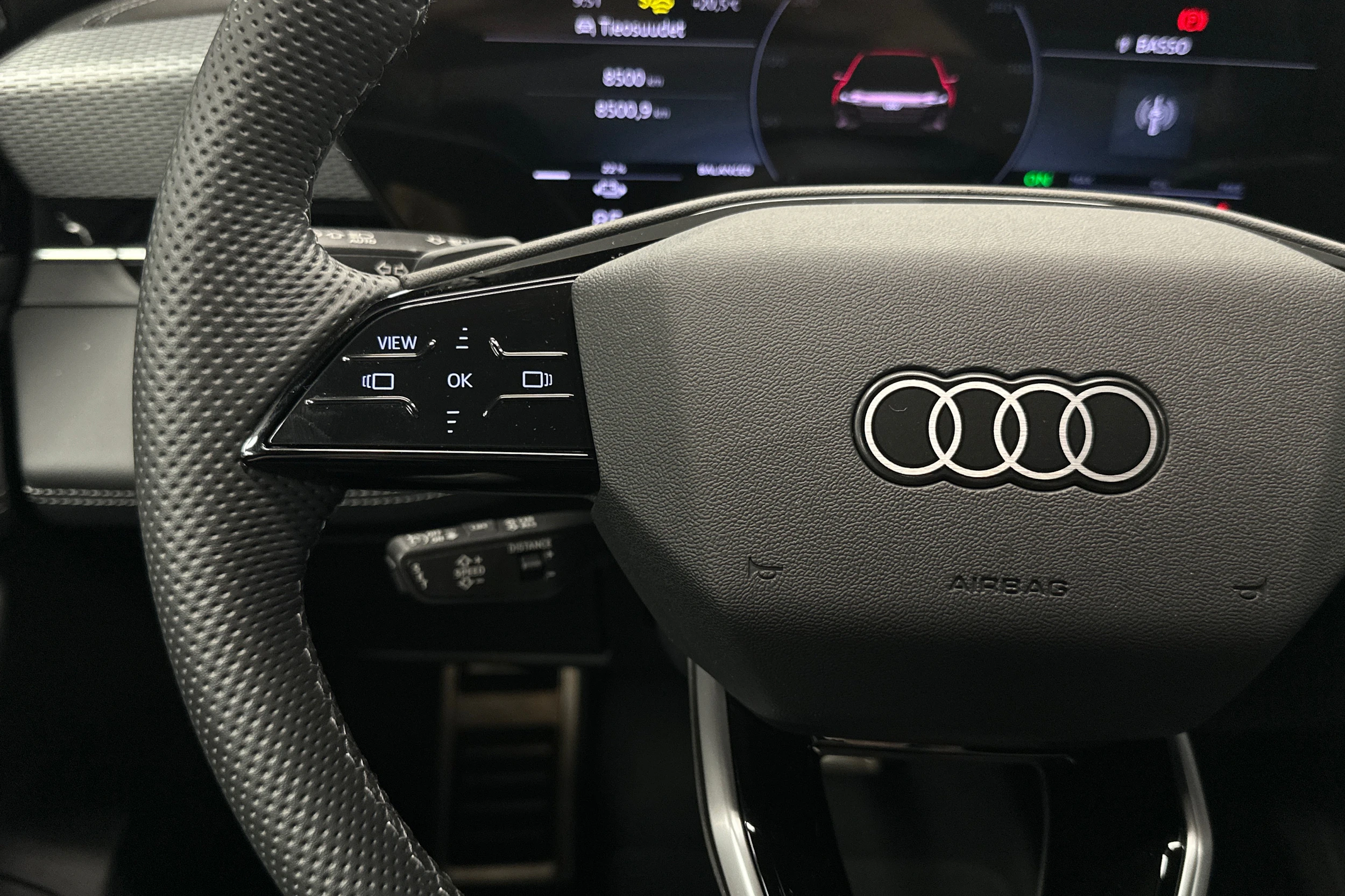 musta Audi A6 e-tron 2025 kuva 11.