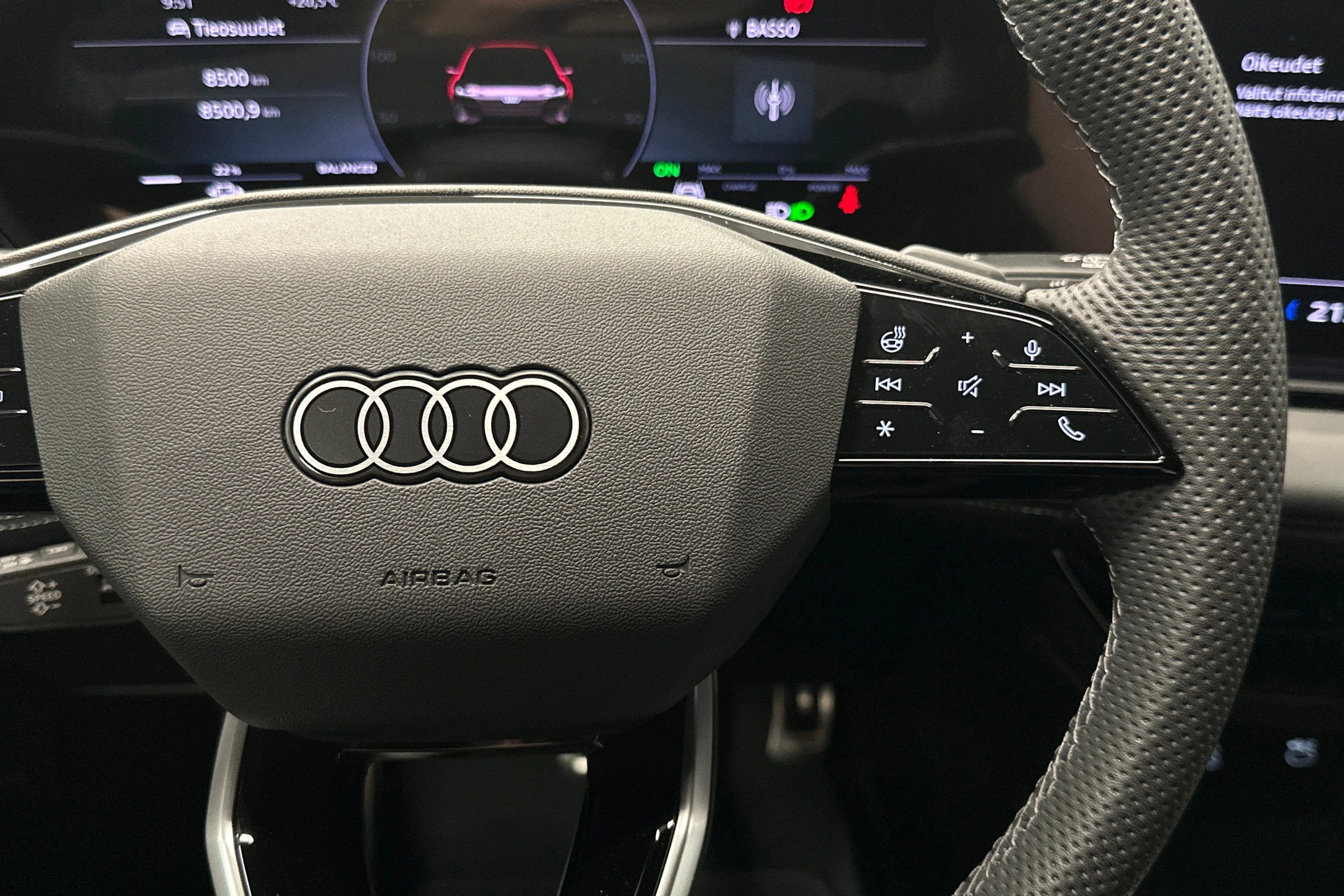 musta Audi A6 e-tron 2025 kuva 12.