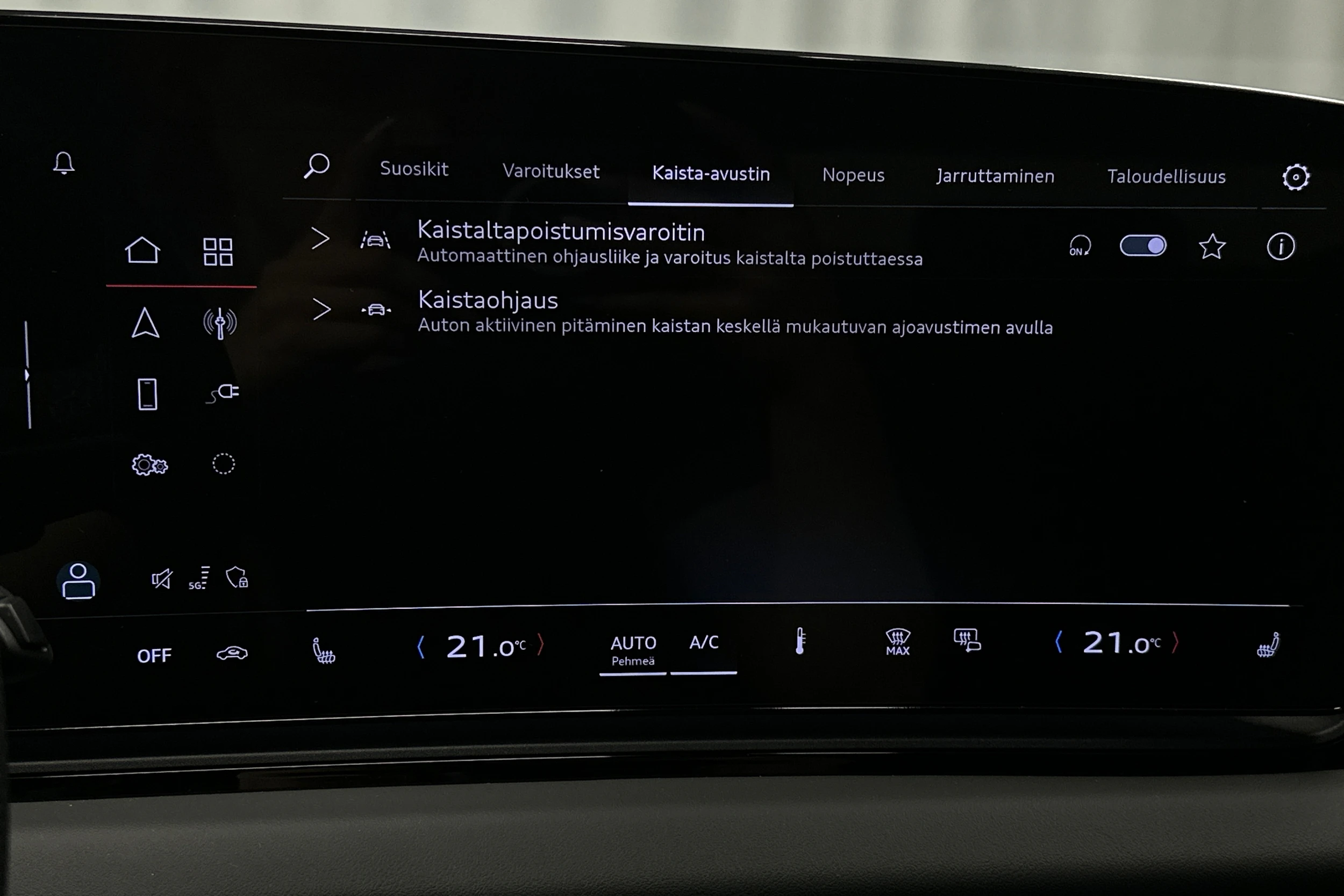 musta Audi A6 e-tron 2025 kuva 25.