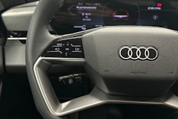 sininen Audi A6 e-tron 2025 kuva 11.