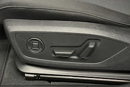 sininen Audi A6 e-tron 2025 kuva 35.