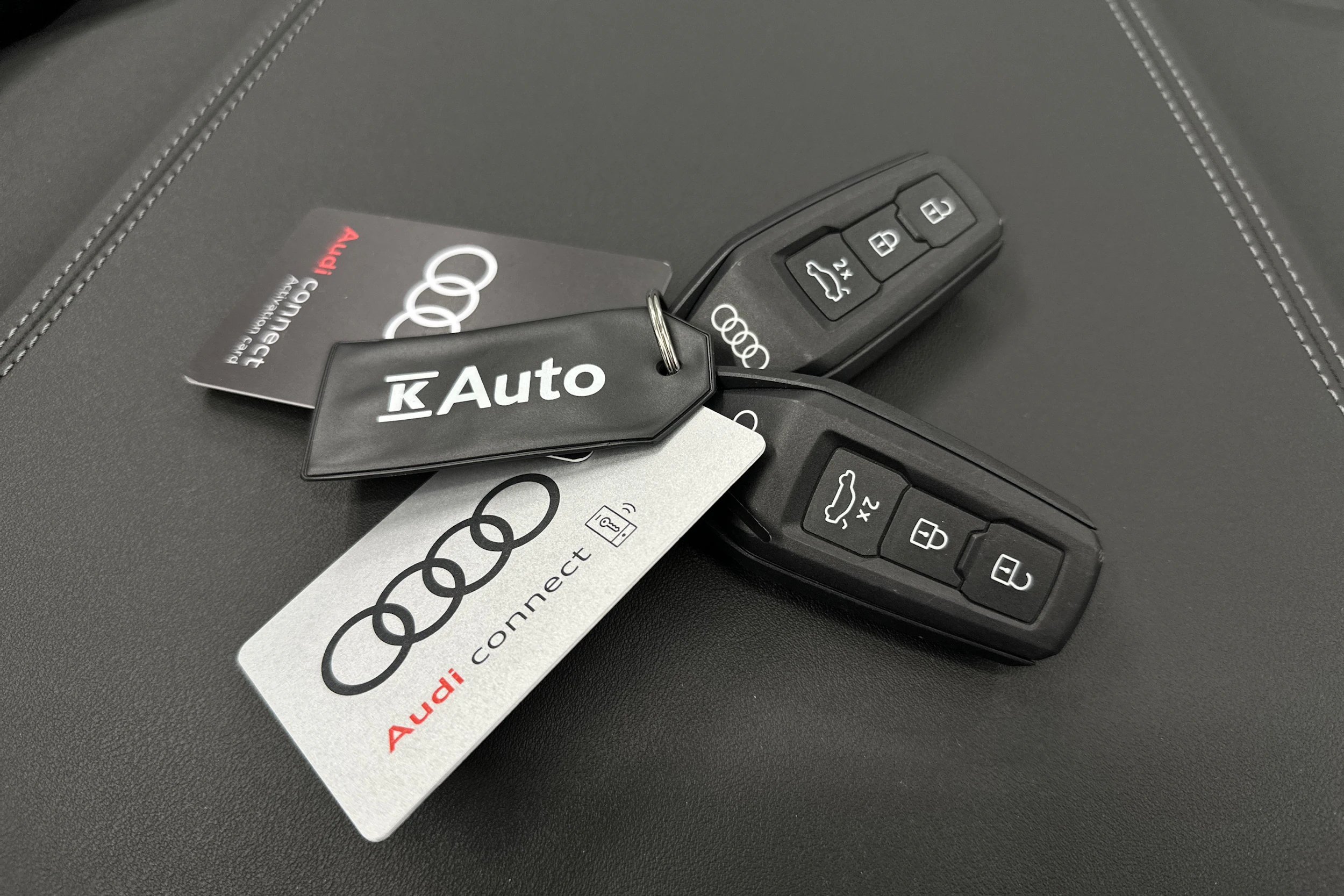 sininen Audi A6 e-tron 2025 kuva 40.
