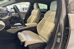 harmaa Audi A6 e-tron 2025 kuva 4.