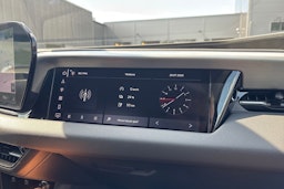 harmaa Audi A6 e-tron 2025 kuva 12.