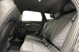 harmaa Audi A6 e-tron 2025 kuva 8.