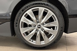 harmaa Audi A6 e-tron 2025 kuva 10.