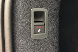 harmaa Audi A6 e-tron 2025 kuva 20.
