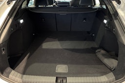 valkoinen Audi A6 e-tron 2025 kuva 23.