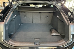 musta Audi A6 e-tron 2025 kuva 11.