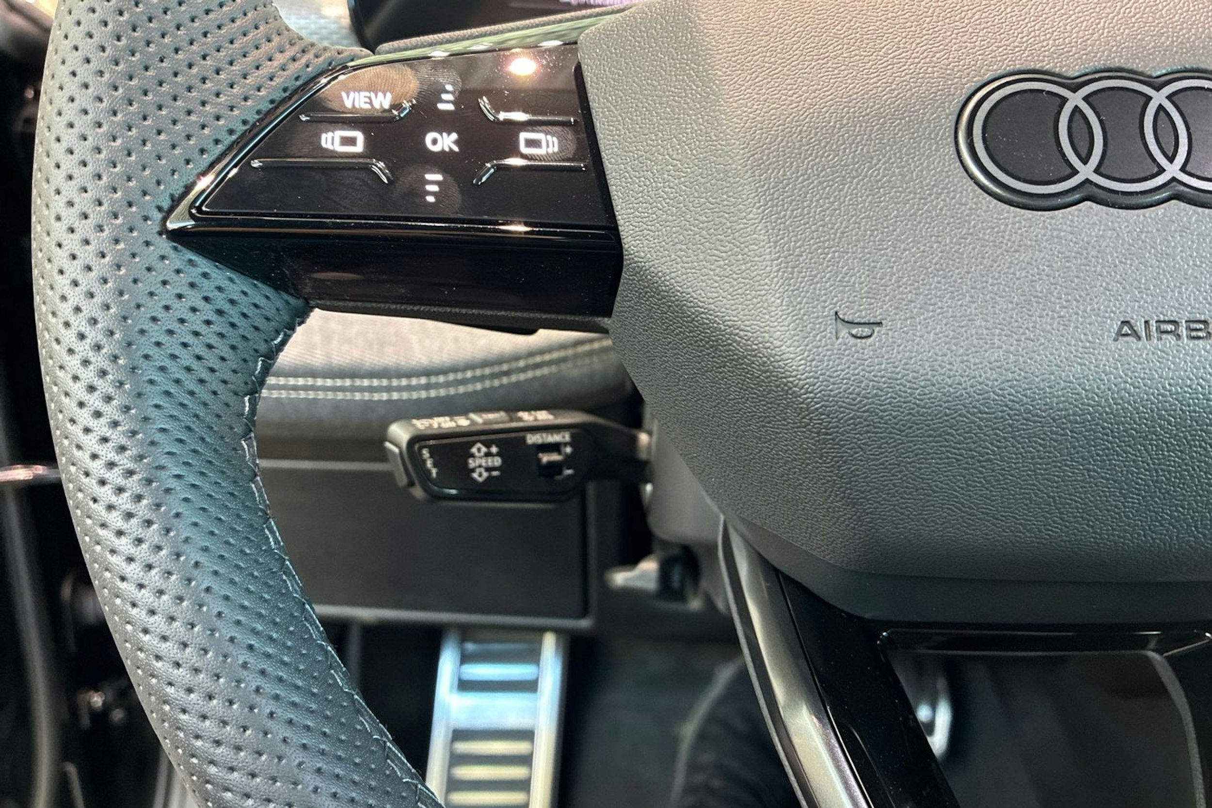 musta Audi A6 e-tron 2025 kuva 13.