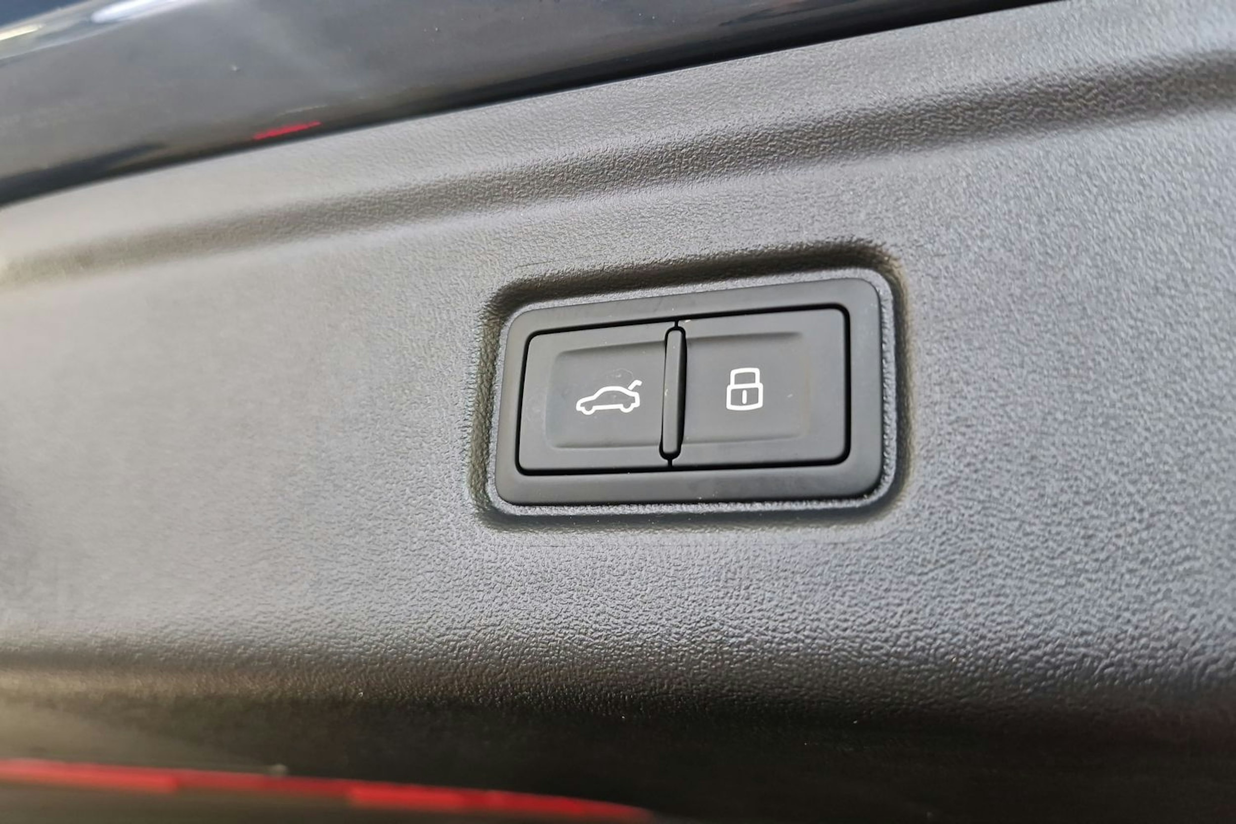 sininen Audi A6 e-tron 2025 kuva 11.