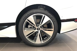 met. valkoinen Audi A6 e-tron 2025 kuva 10.