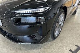 met. musta Audi A6 e-tron 2025 kuva 10.