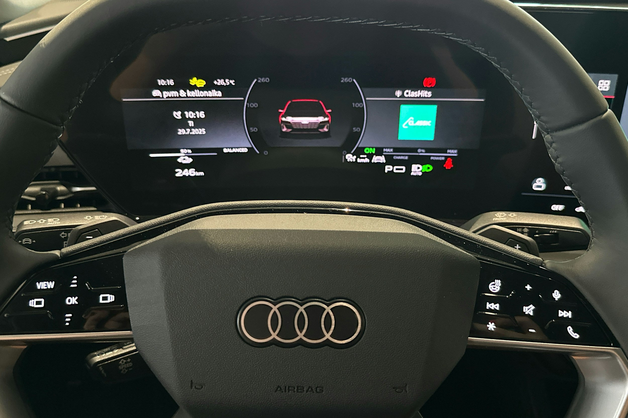 met. musta Audi A6 e-tron 2025 kuva 13.